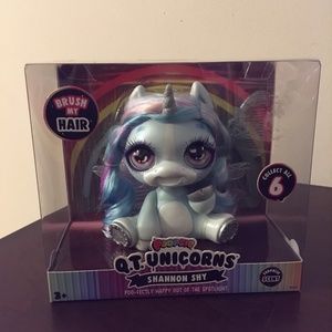 Poopsie Q.T. Unicorns Shannon Shy New In Box